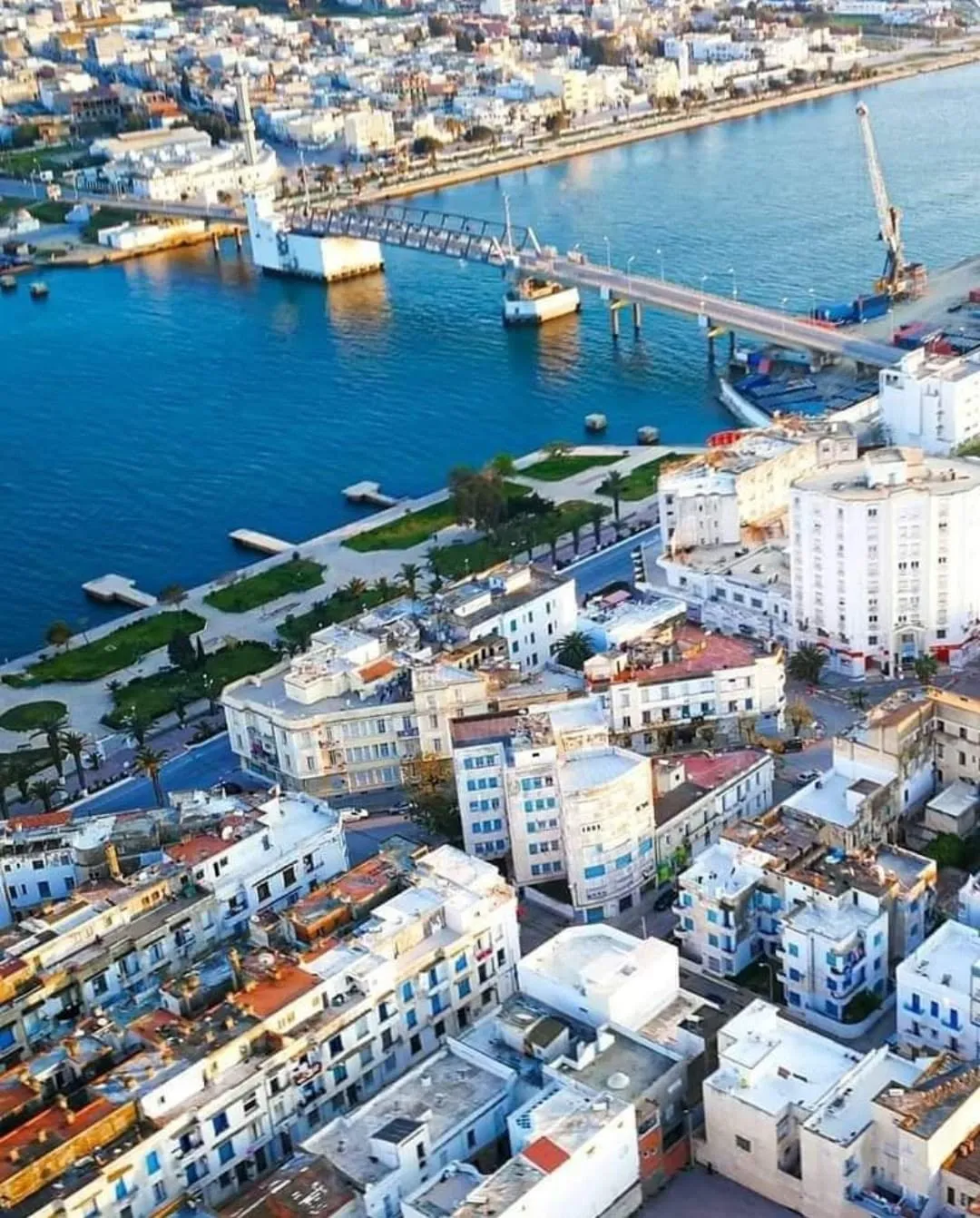 Bizerte business district — JD Tech Rentals