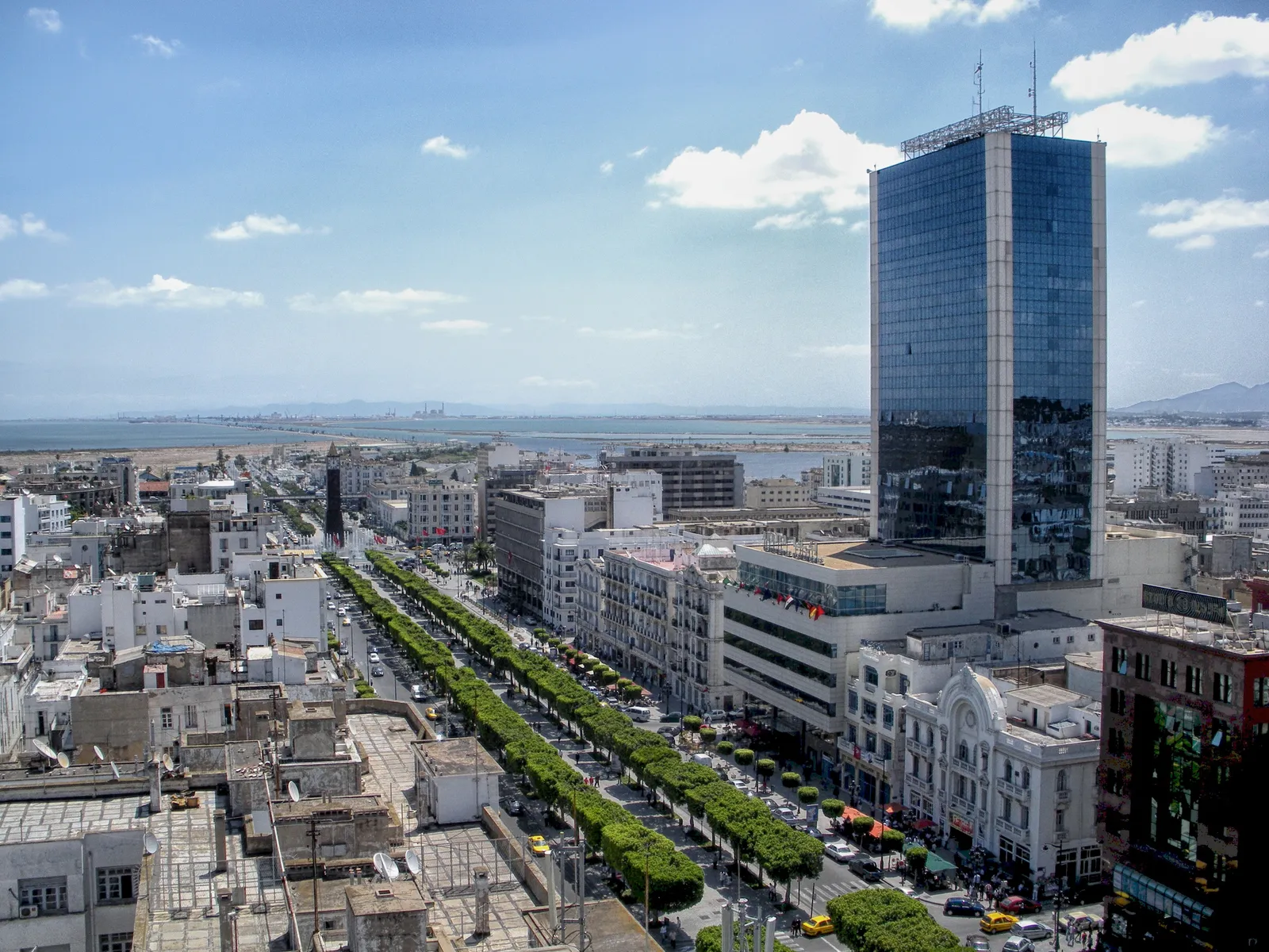 Tunis business district — JD Tech Rentals